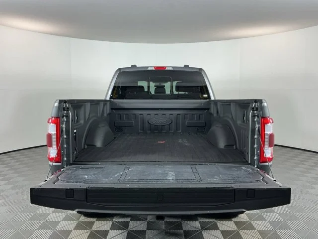 Used 2023 Gray Ford Lariat image 7