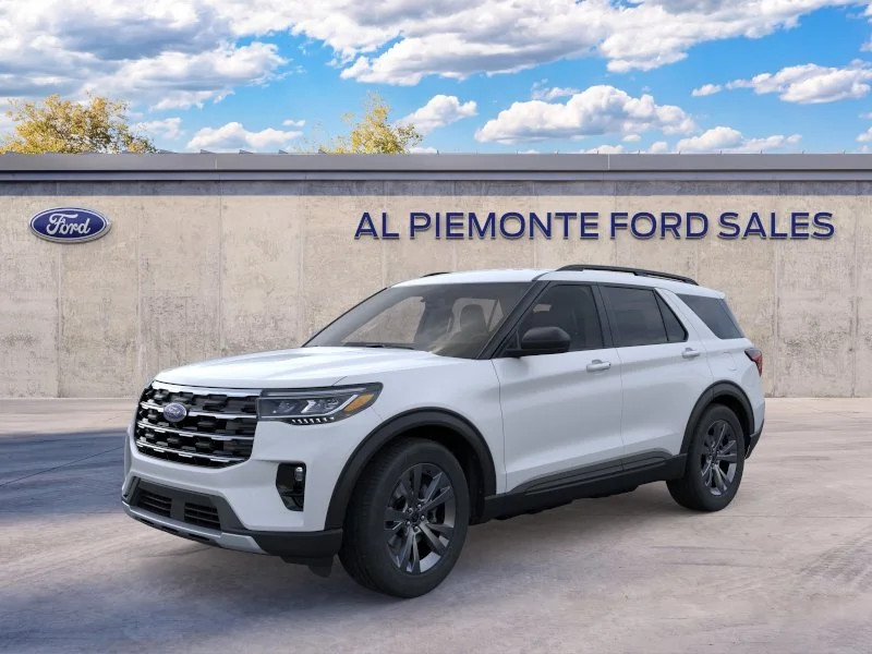 New 2026 Space White Metallic Ford Active image 1