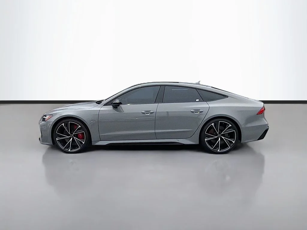 Used 2022  Audi 4.0T image 8