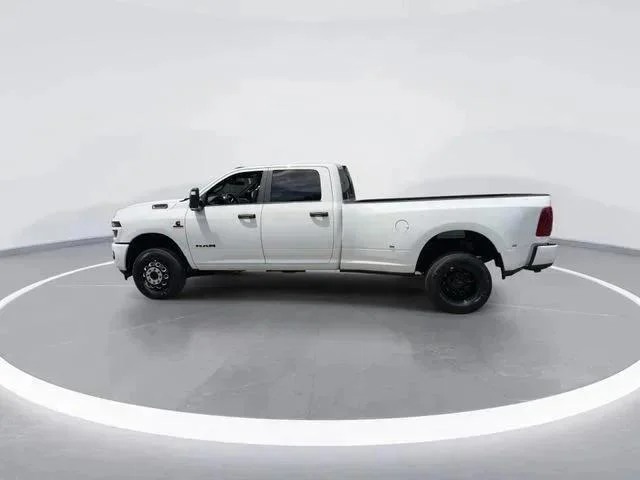 2026 RAM 3500 Big Horn - Photo 5