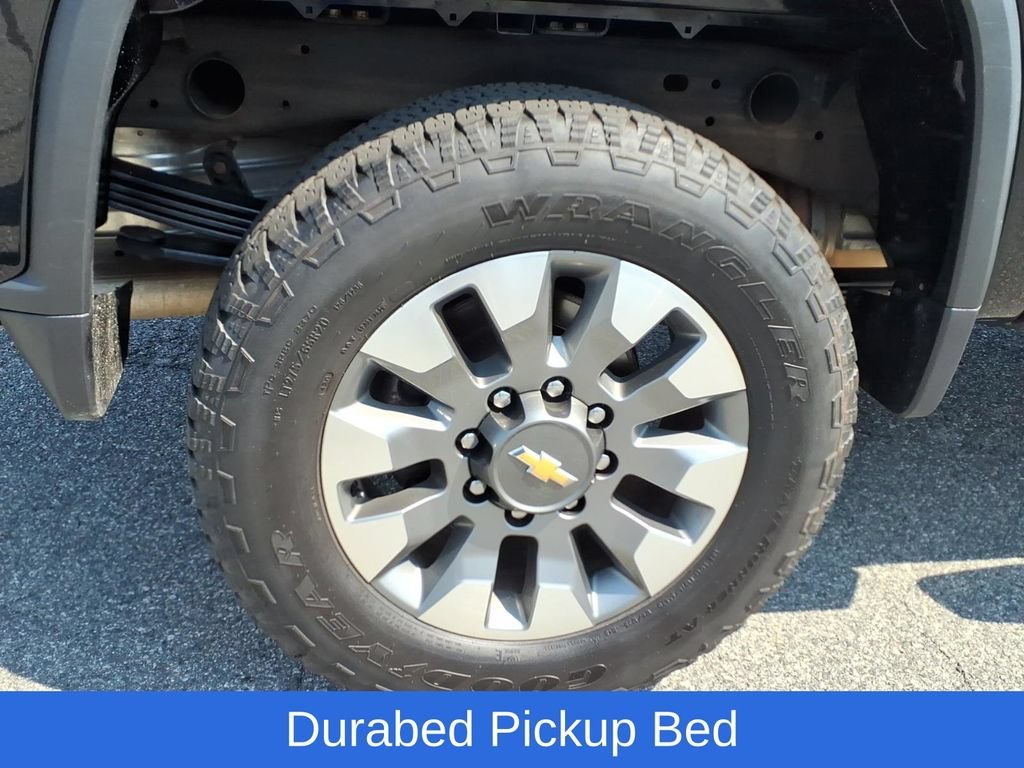 Used 2024 Black Chevrolet Custom image 34