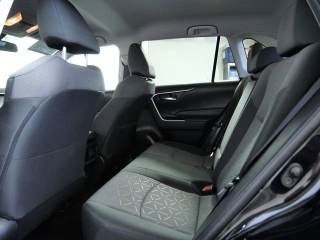 Used 2020 Black Toyota XLE image 14