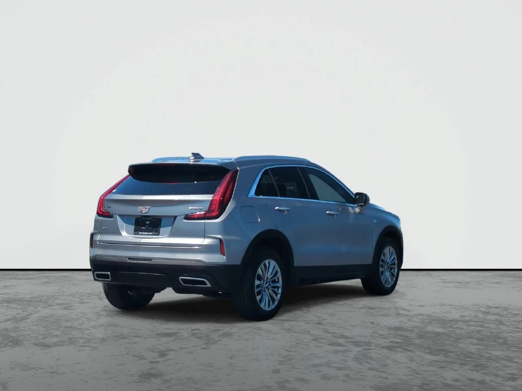 2024 Cadillac XT4 Premium Luxury - Photo 8