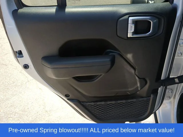 Used 2024 Silver Jeep Sport S image 32