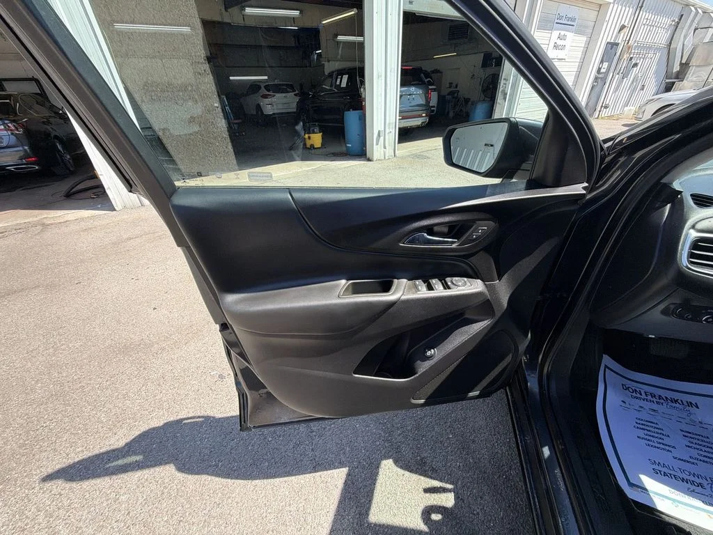 Used 2023 Gray Chevrolet LT image 13
