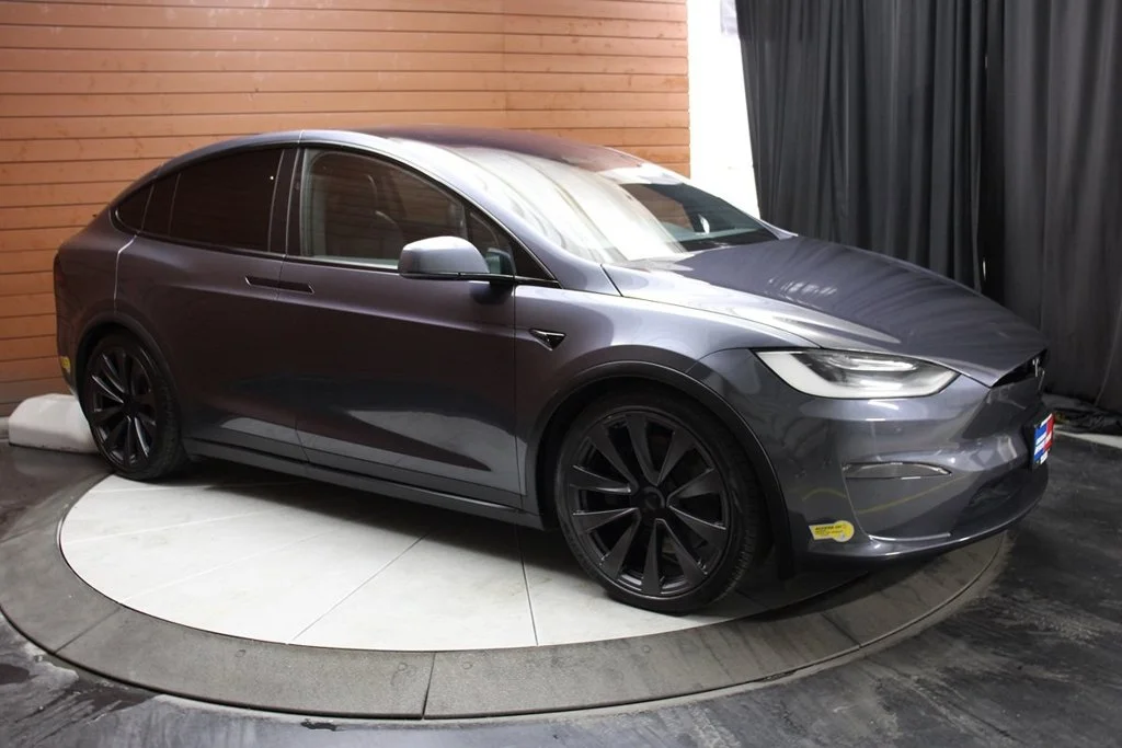 Used 2022 Solid Black Tesla Plaid image 35