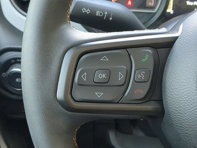 Used 2025 White Jeep Sport S image 27