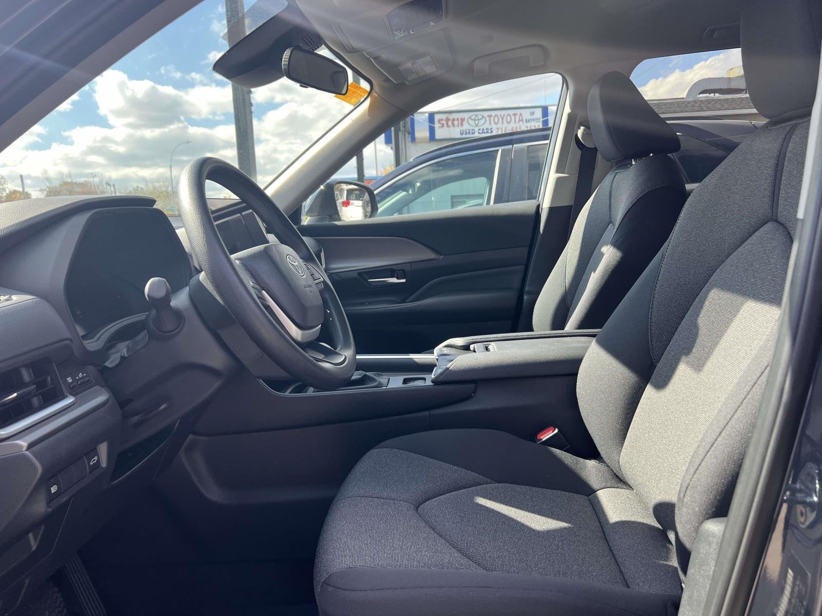 2025 Toyota Grand Highlander XLE - Photo 14