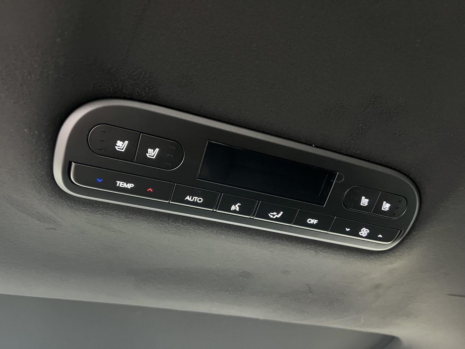 Used 2026 Titan Green Hyundai Calligraphy image 27