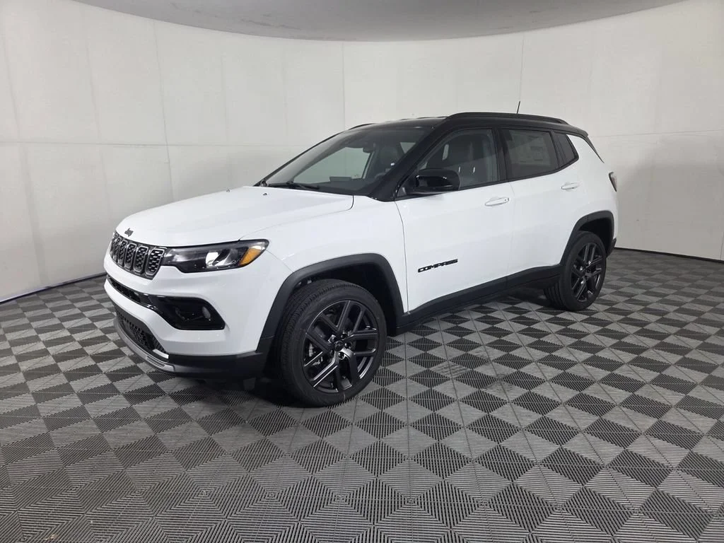 New 2026 Bright White Clear-Coat Exterior Paint Jeep Limited Altitude image 4