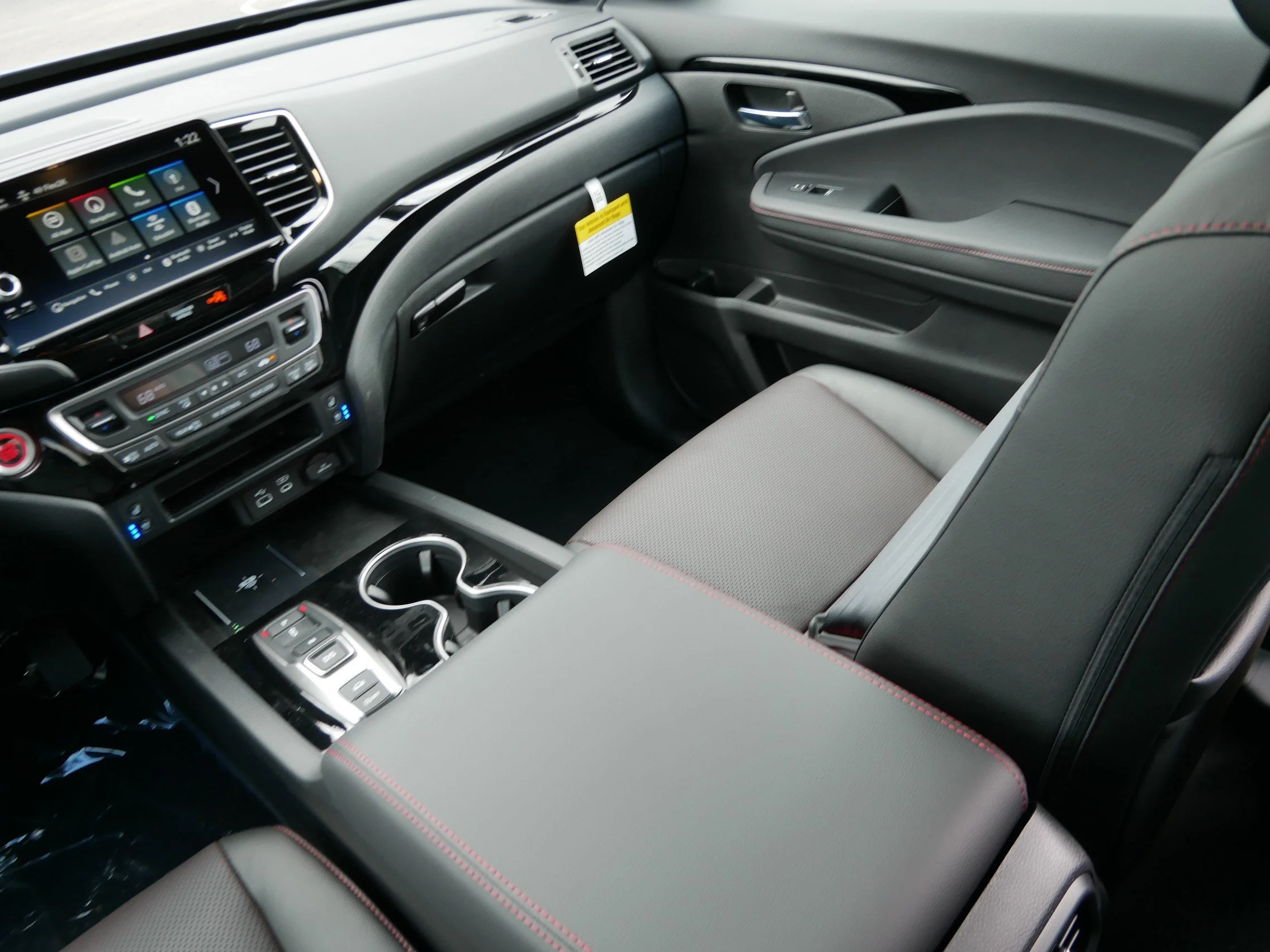 New 2026 Sonic Gray Pearl Honda Black Edition Two-Tone image 11