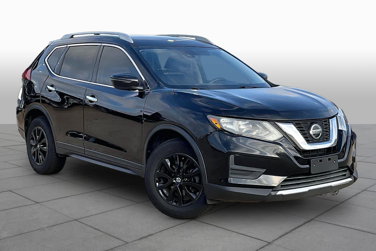 Used 2019 Magnetic Black Pearl Nissan S image 3