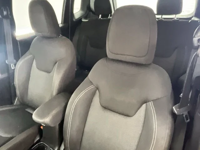 Used 2021 Red Jeep Sport image 6