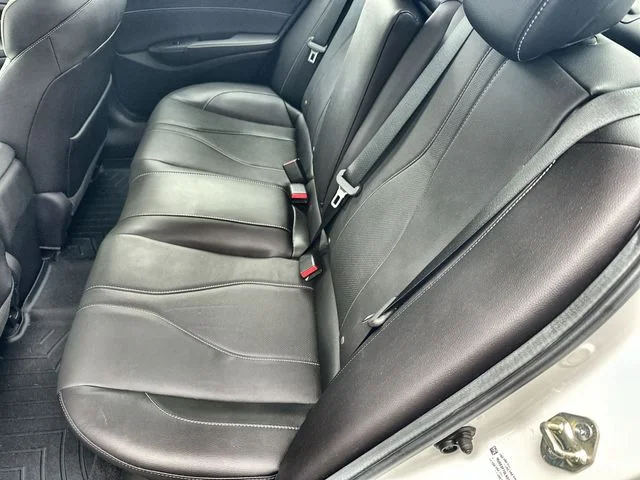 Used 2020  Acura Premium Package image 24