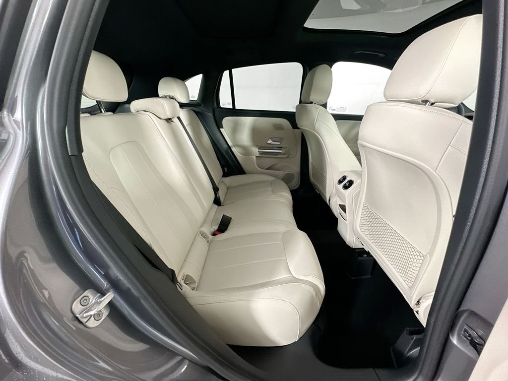 New 2026 Mountain Grey Metallic Mercedes-Benz GLA 250 image 27