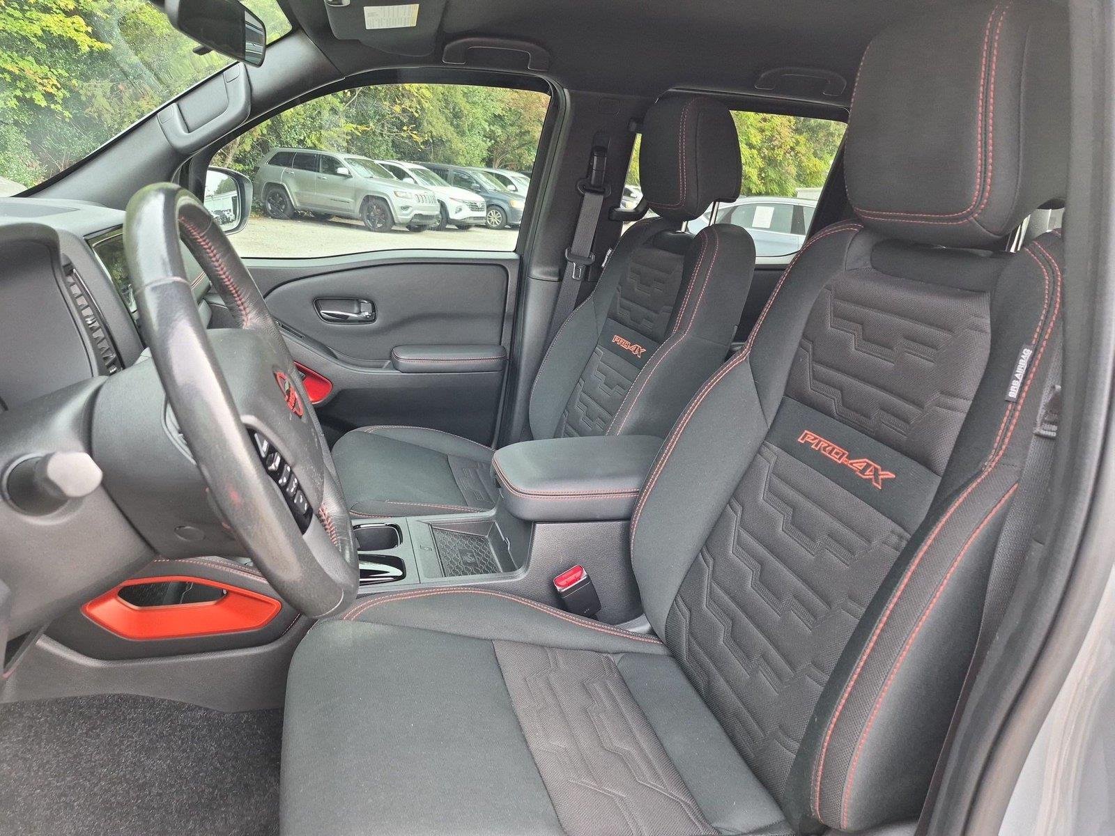 Used 2022 Boulder Grey Pearl Nissan PRO-4X image 17