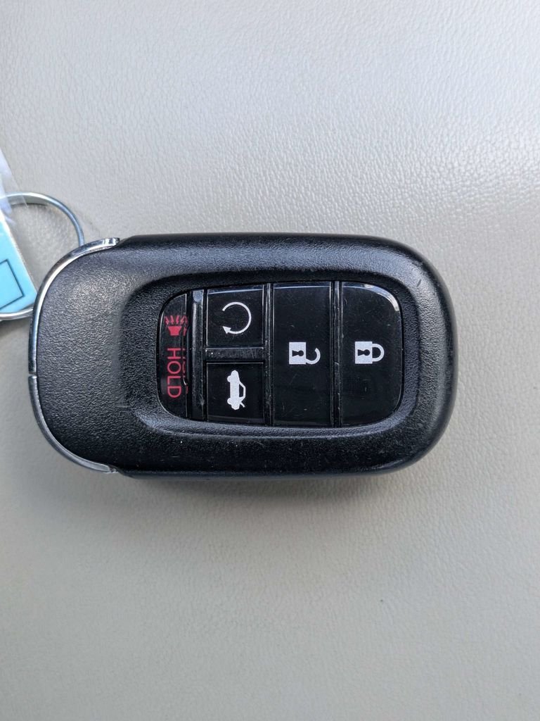 Used 2024 White Honda LX image 30