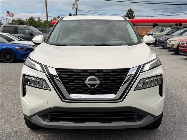 Used 2023 White Nissan SV image 16