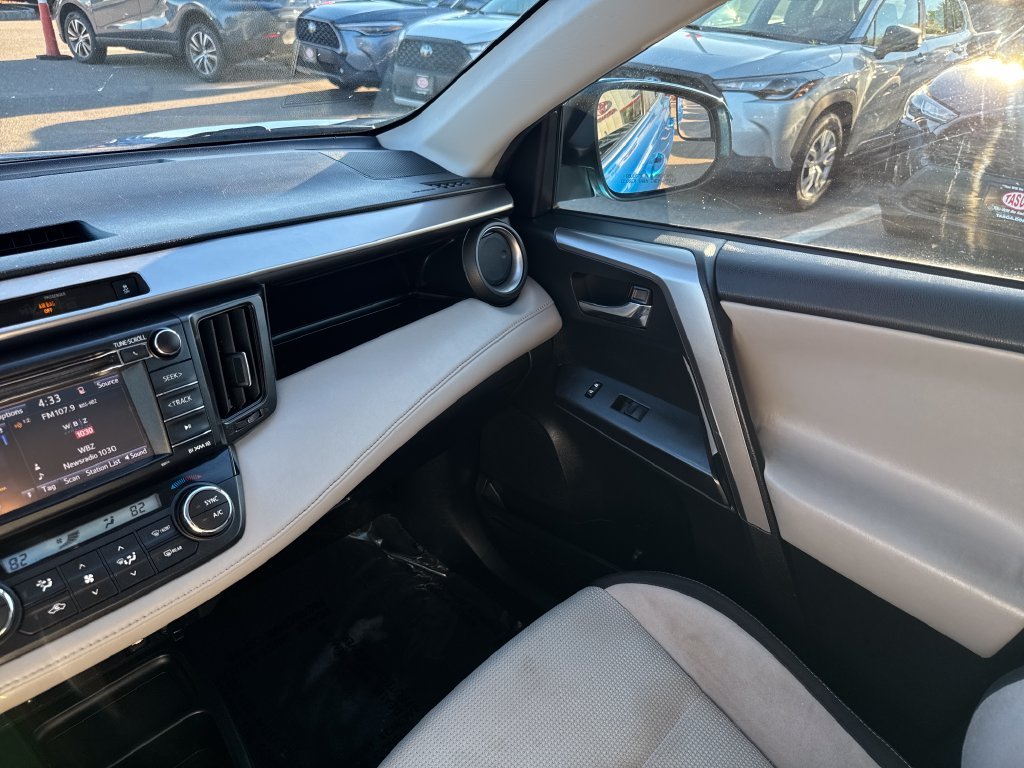 Used 2016 Blue Toyota XLE image 30