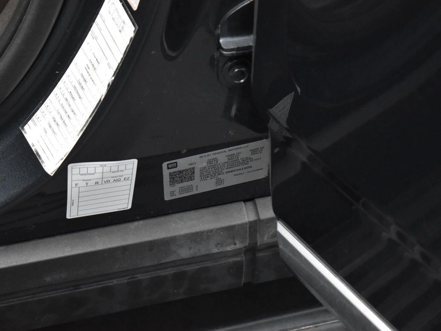 Used 2021 Hunter Metallic GMC Denali image 40