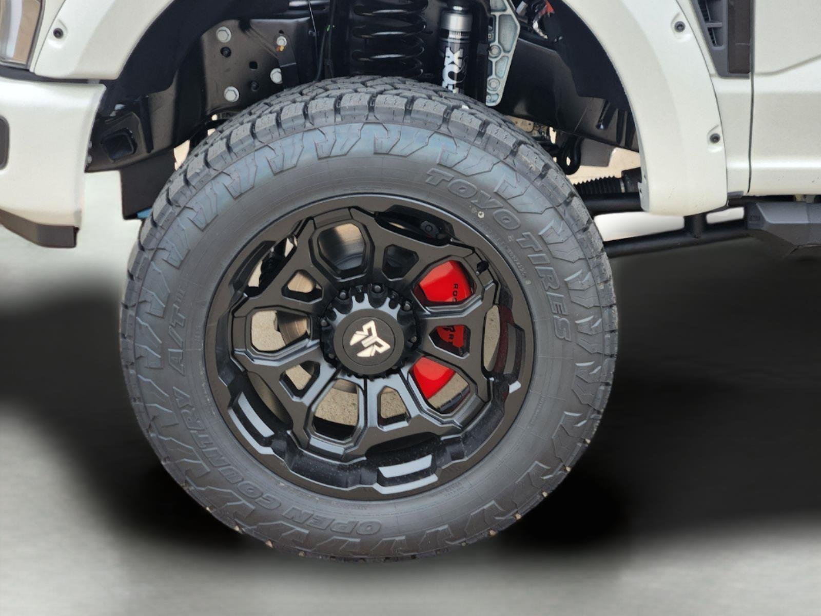 New 2026 Star White Metallic Tri-Coat Ford F-250® Lariat® image 7