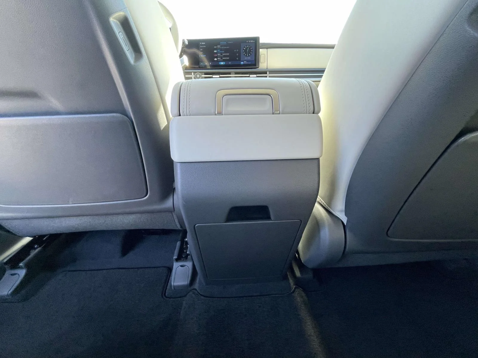 Used 2026 Atlantis Blue Hyundai SEL image 5