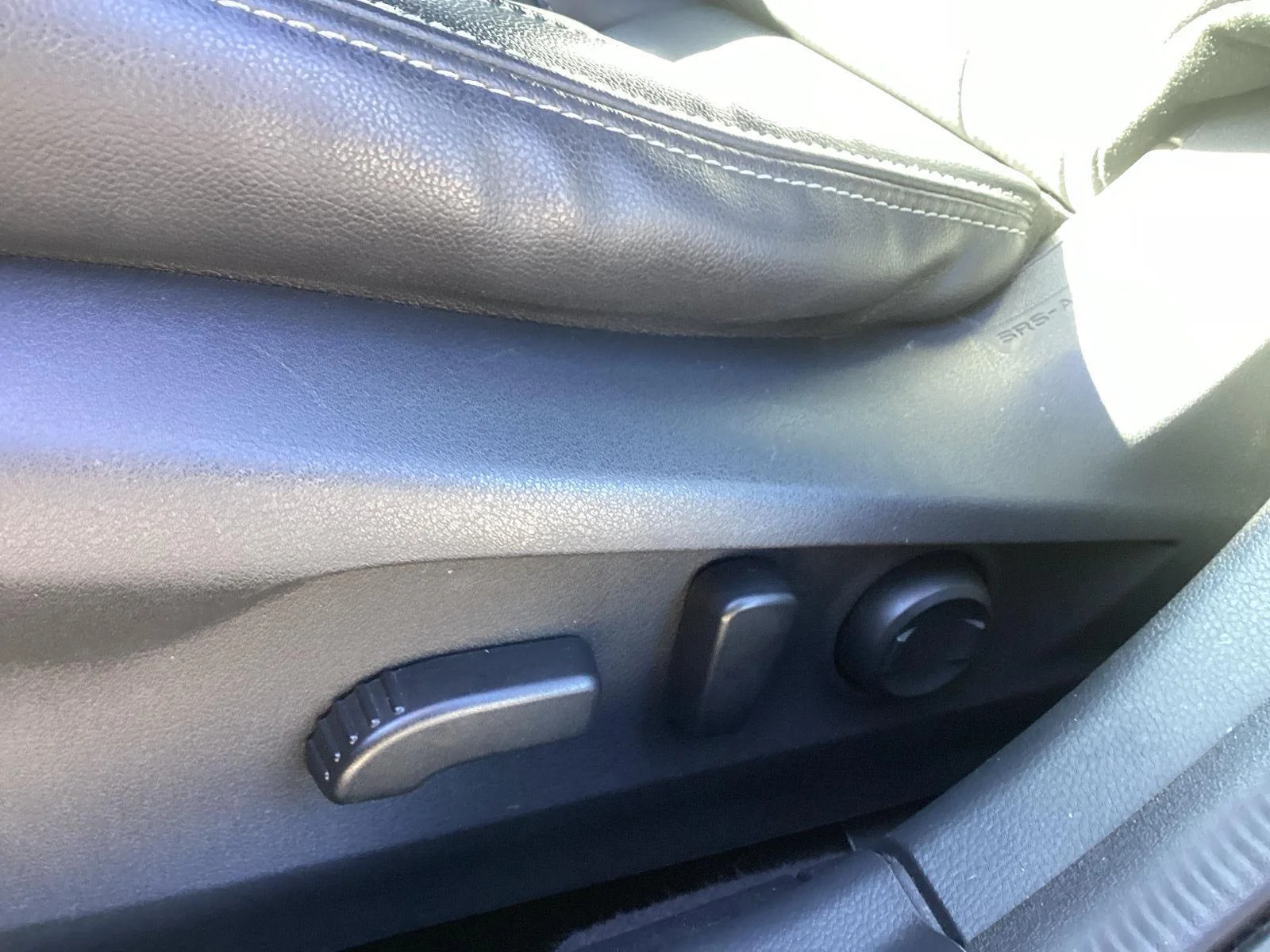 Used 2021 Magnetite Gray Metallic Subaru Limited image 17