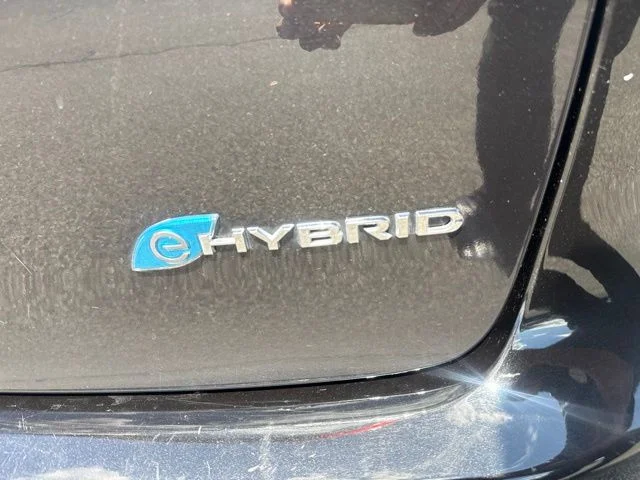 Used 2023 Black Chrysler Touring L image 30