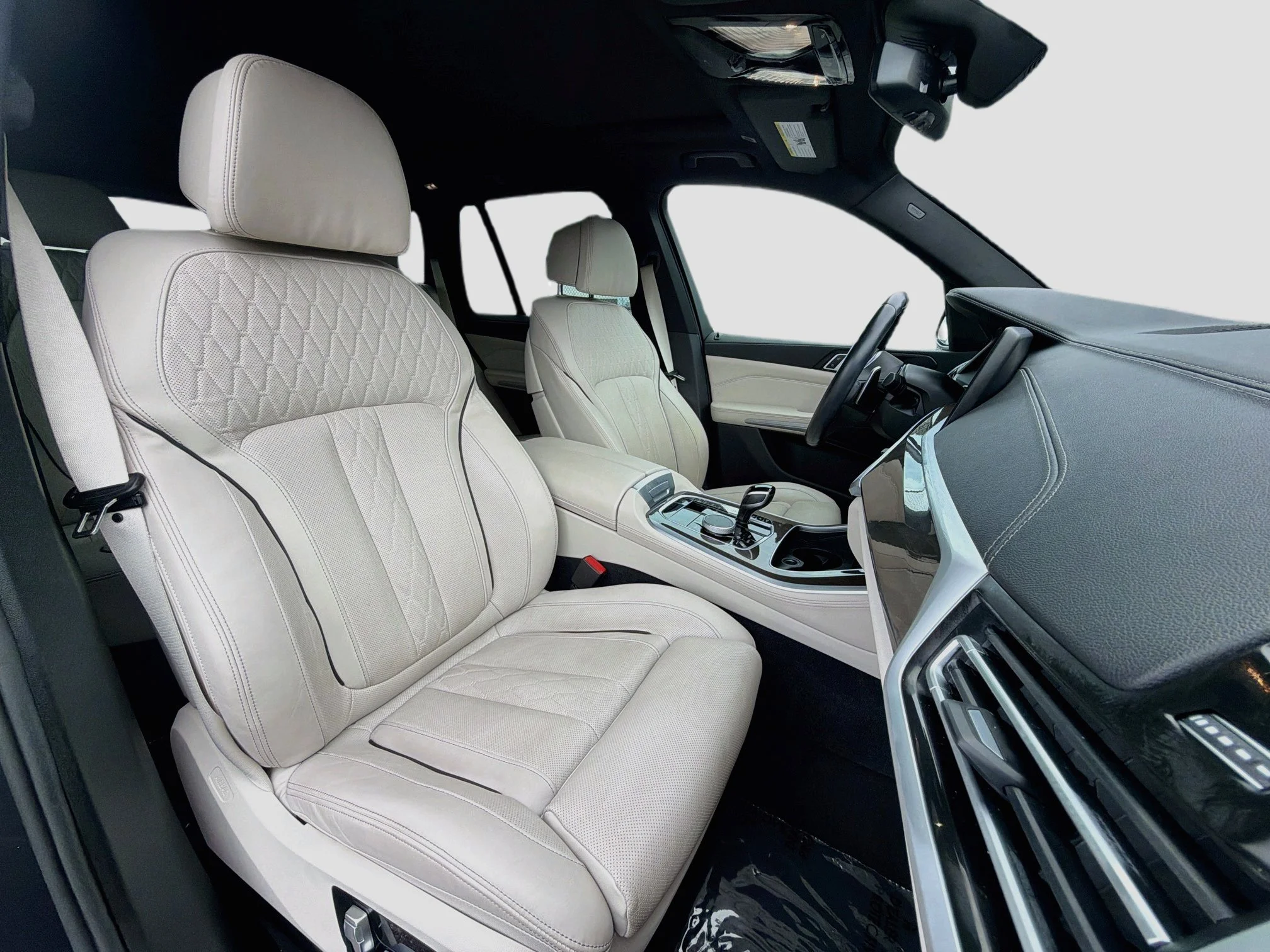 Used 2022 Arctic Grey Metallic BMW sDrive40i image 15