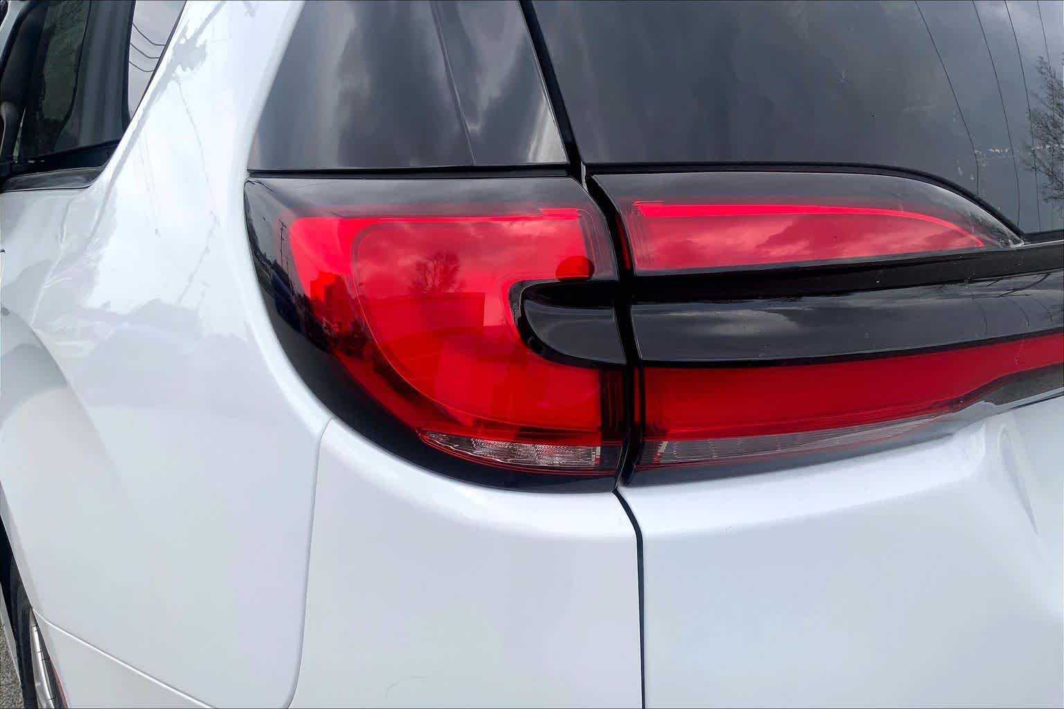 Used 2023 Bright White Clearcoat Chrysler Touring L image 47