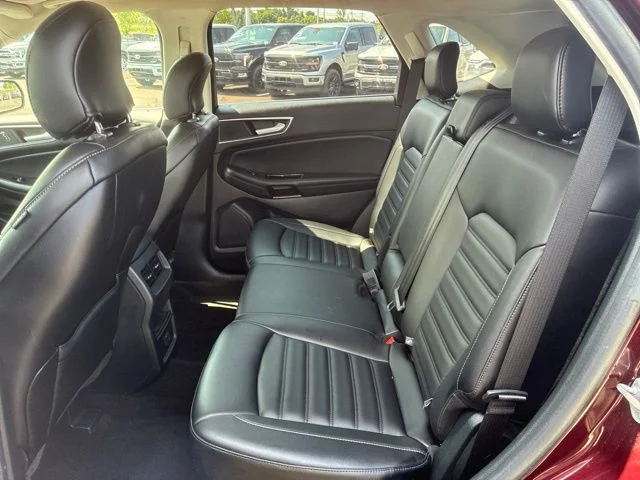 Used 2019 Burgundy Velvet Metallic Tinted Clearcoat Ford SEL image 18