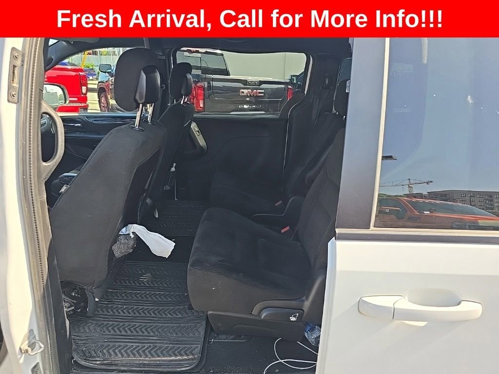 Used 2015 White Dodge SE Plus image 6