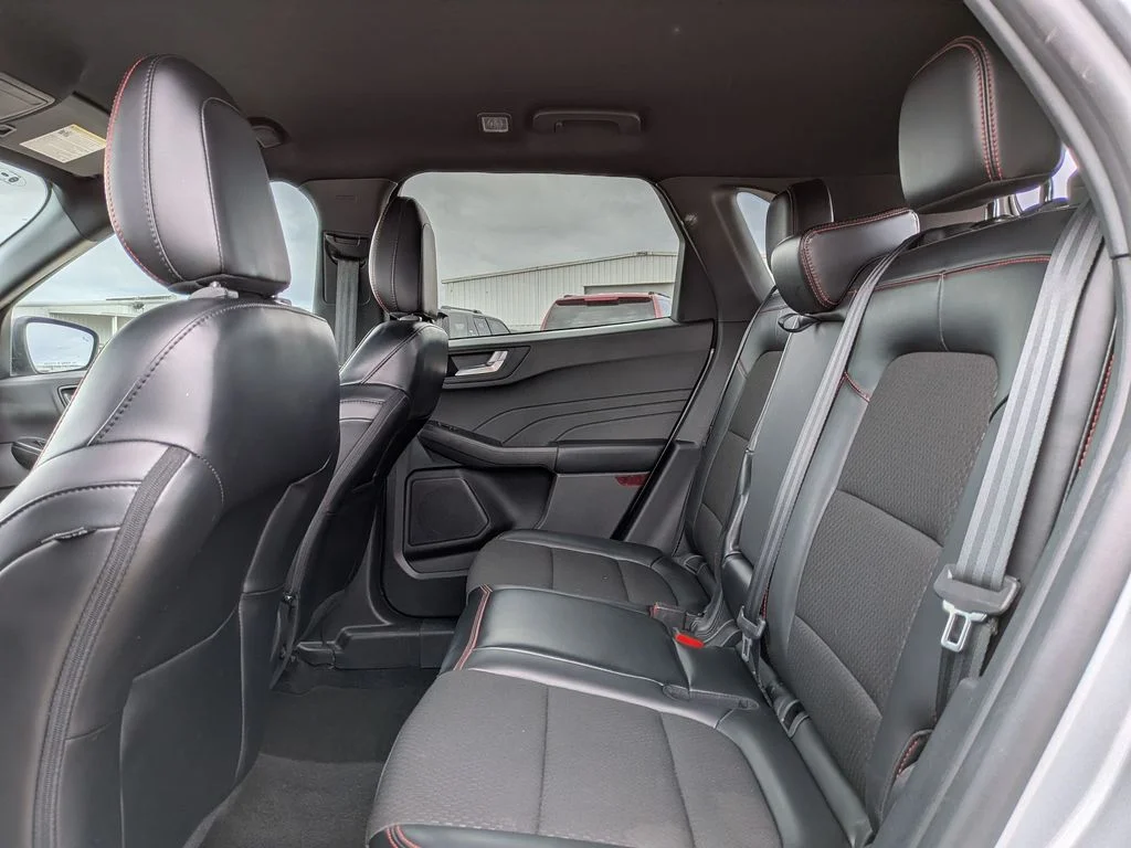Used 2024 Silver Ford ST-Line image 26