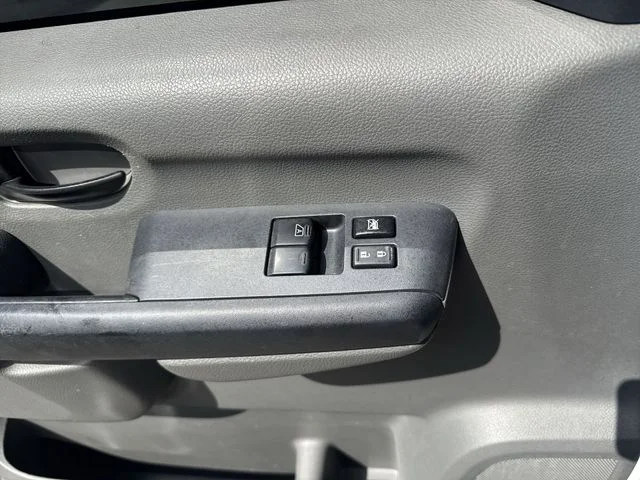 Used 2016 White Nissan SV image 27