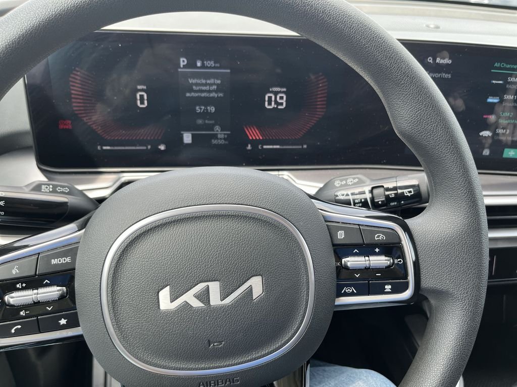 Used 2025 Red Kia LX image 21
