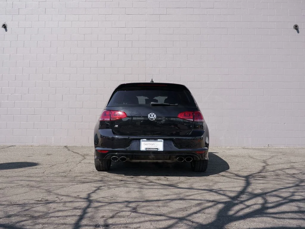 Used 2017  Volkswagen Base image 6