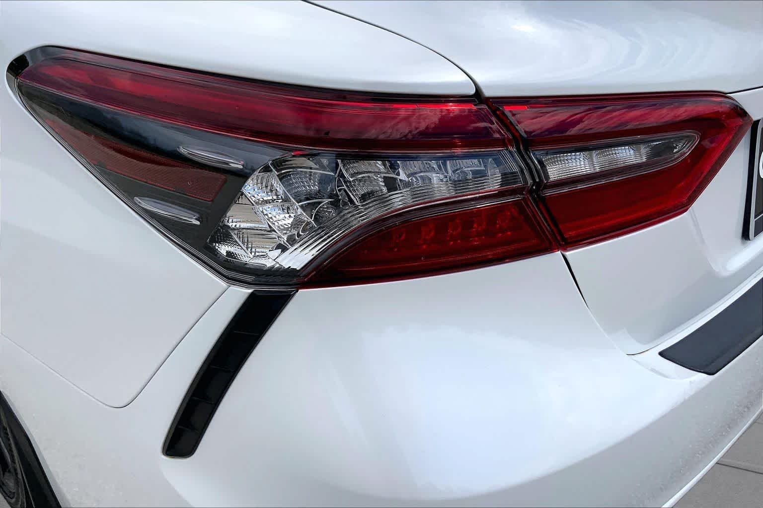 Used 2024 Wind Chill Pearl/Midnight Black Metallic Toyota XSE image 28