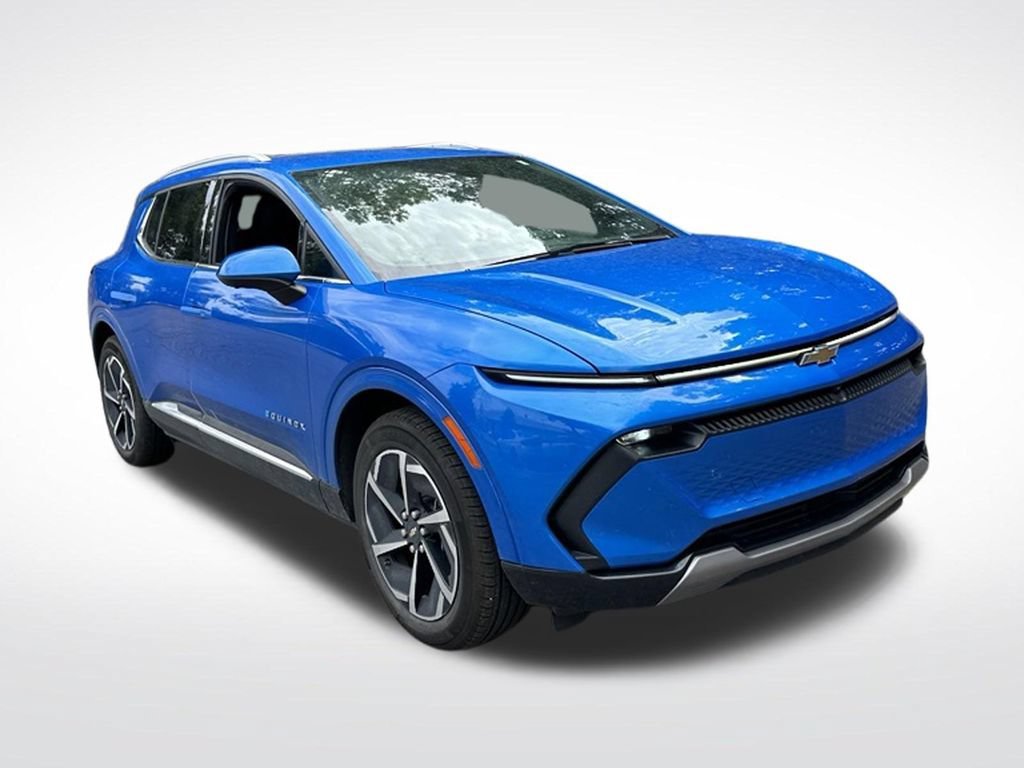 Used 2025 Riptide Blue Metallic Chevrolet LT image 7