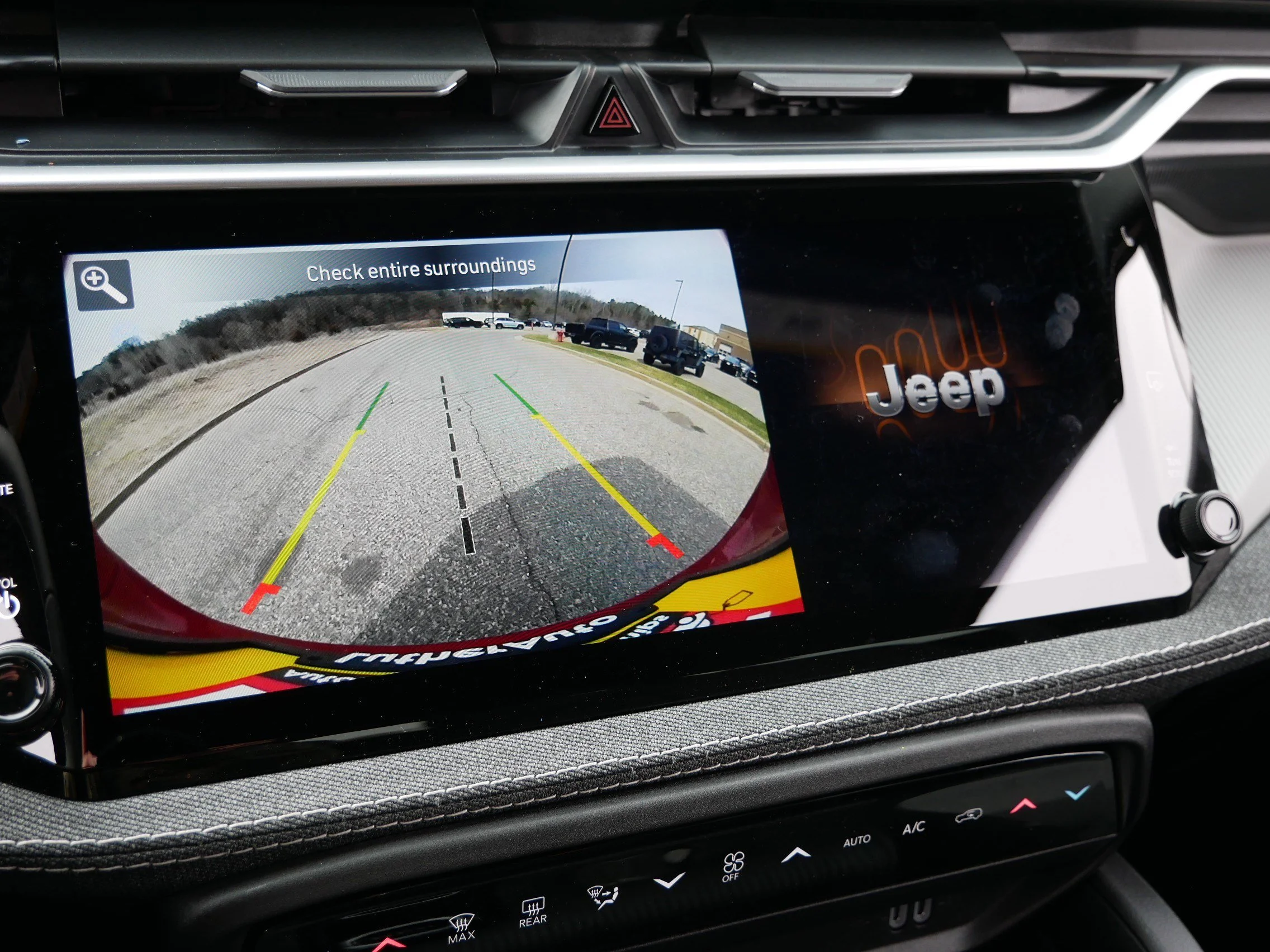 New 2026 Red Hot Pearl-Coat Exterior Paint Jeep Laredo image 21