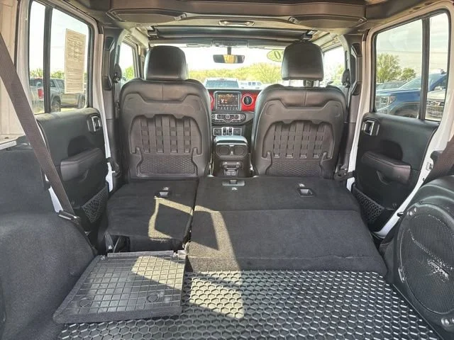 Used 2020 White Jeep Rubicon image 40