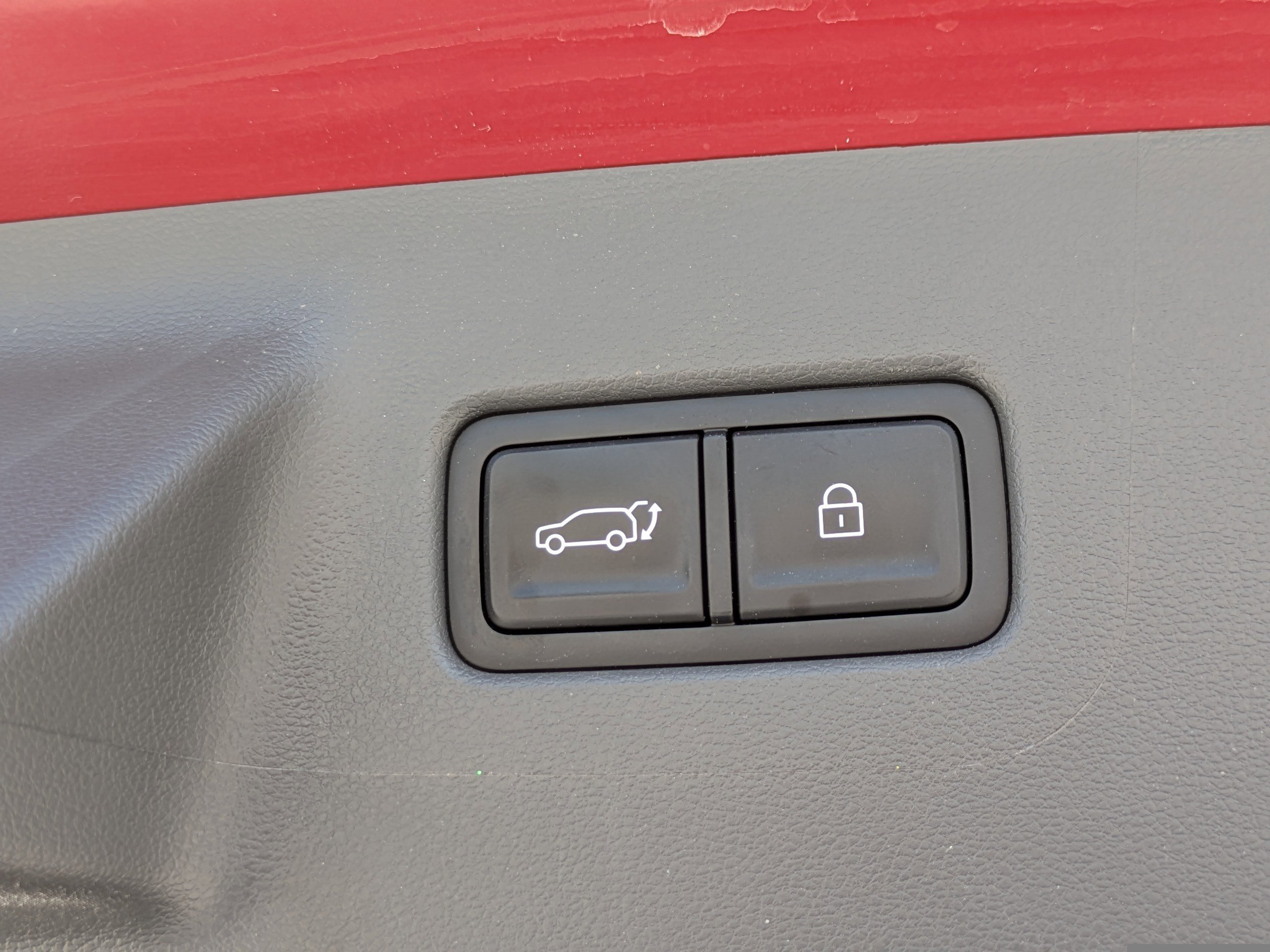 Used 2025 Ultimate Red Hyundai Limited image 14