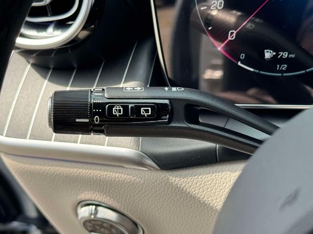 New 2027 Cirrus Silver Metallic Mercedes-Benz GLC 300 image 23