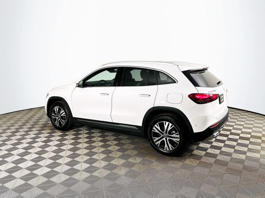 Used 2026 White Mercedes-Benz GLA 250 image 5