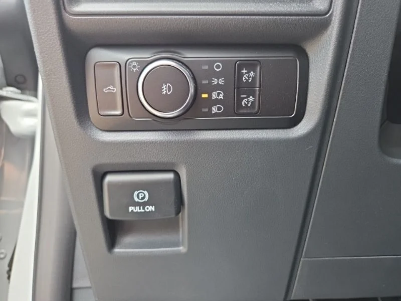 New 2026 Avalanche Ford XLT image 28