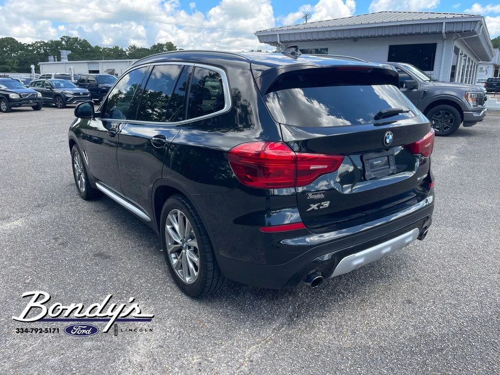 Used 2019 Black BMW sDrive30i image 12