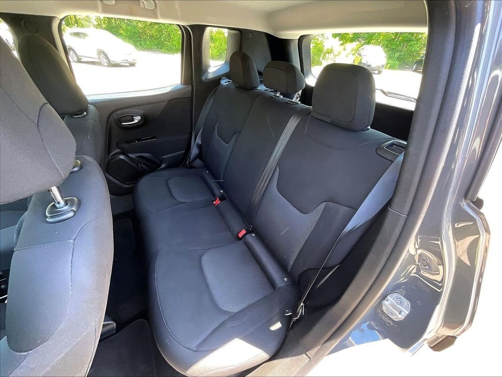 Used 2020 Gray Jeep Sport image 25