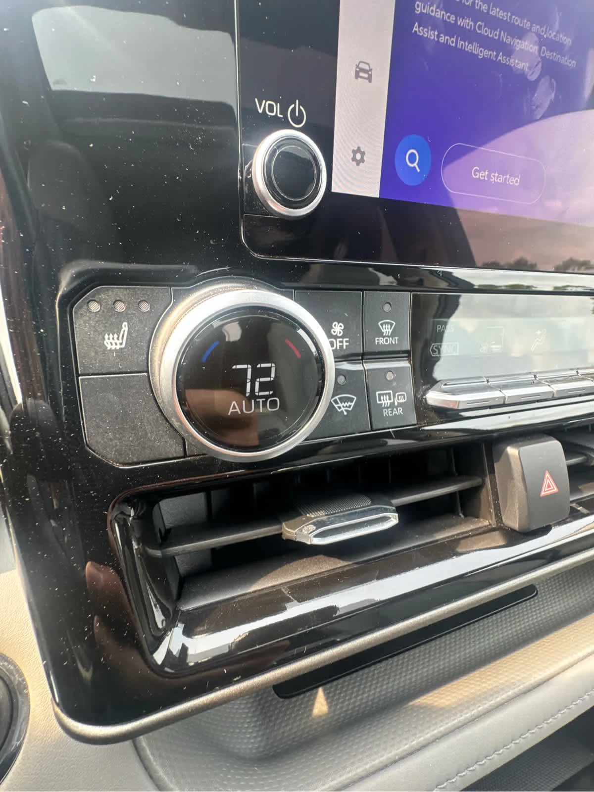 Used 2023 Moon Dust Toyota XLE image 28