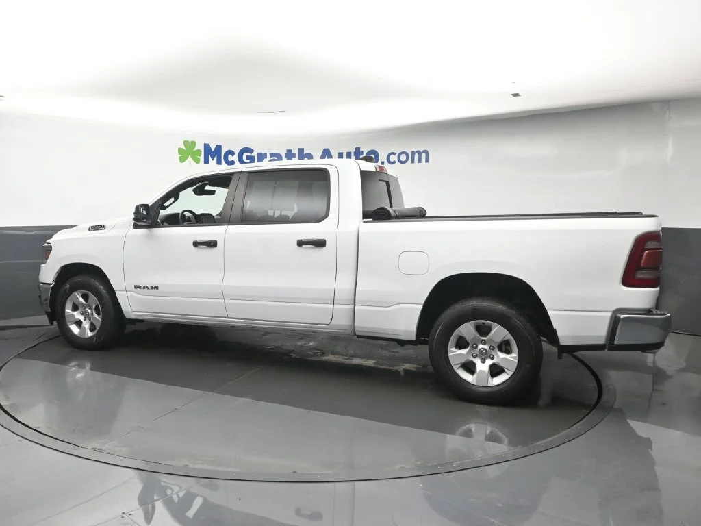 Used 2023 White Ram Big Horn/Lone Star image 24