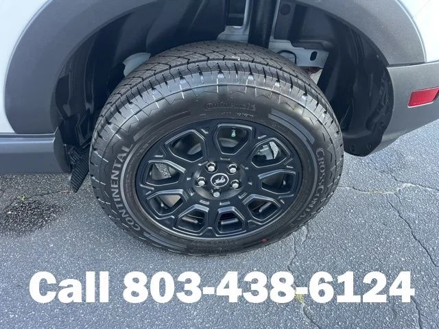 New 2026 Oxford White Ford Badlands® image 18