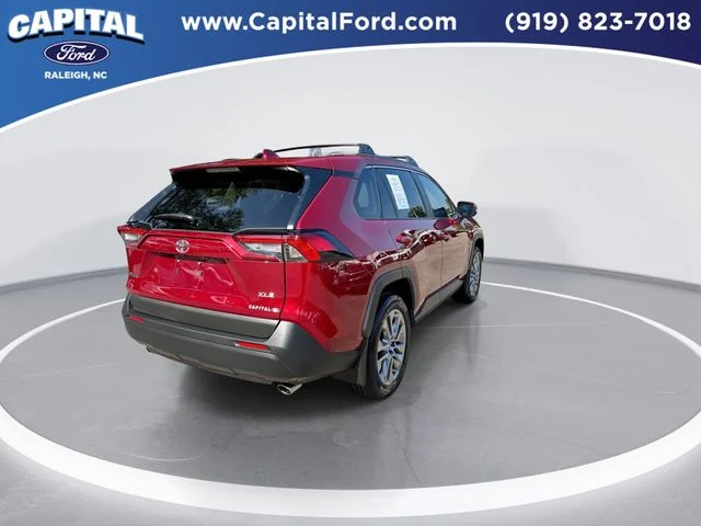 Used 2025 Red Toyota XLE Premium image 8
